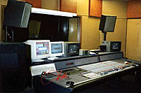 Studiopult für Synchronstudios