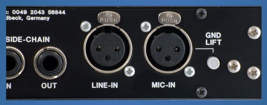 Input Connectors Mic Pre and Line - detailed View